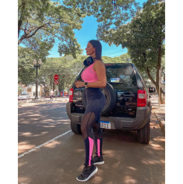 Legging com tule e cor